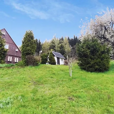 بيت للعطل Historisches Aschberg Haisl Klingenthal, Terrasse, Grosser Garten 6 2 Personen *