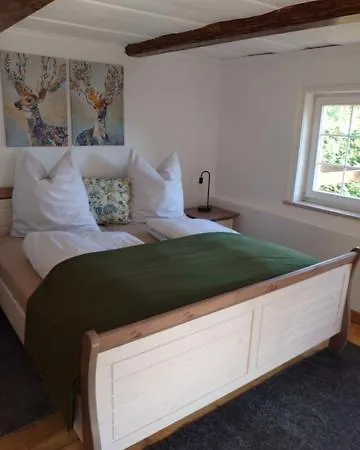 Historisches Aschberg Haisl Klingenthal, Terrasse, Grosser Garten 6 2 Personen Vakantiehuis Klingenthal