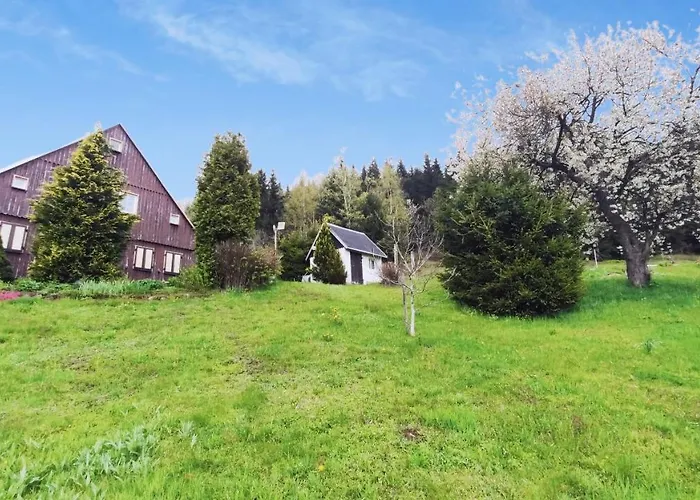 بيت للعطل Historisches Aschberg Haisl Klingenthal, Terrasse, Grosser Garten 6 2 Personen *